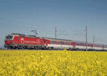 Železničná spoločnosť Slovensko (ZSSK) posilní vlaky na oslavy 80. výročia víťazstva nad fašizmom, ktoré sa uskutočnia 8. mája 2025 v Piešťanoch a zabezpečí tam mimoriadne zastavenie diaľkových vlakov. Bratislava, 6. máj 2025. Foto: SITA/ZSSK