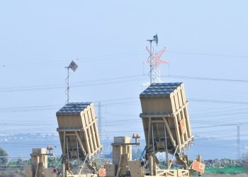 Iron Dome (Hebrew: Kipat Barzel‎) is a mobile air defense system developed by Rafael Advanced Defense Systems designed to intercept short-range rockets and artillery shells. This system is located North of Haifa to protect the city from missiles from Lebanon February 2013,Image: 162056544, License: Rights-managed, Restrictions: , Model Release: no, Credit line: Shay Levy, PhotoStock-Israel / Alamy / Profimedia