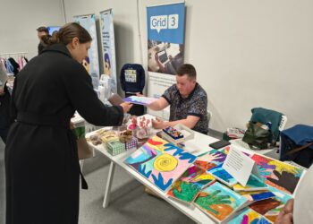 Matúš je vysokofunkčný autista, ktorý rád tvorí. Foto: Ján Heriban