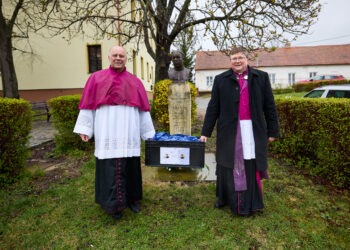 Foto: Vojtěch Hlávka, Člověk a víra