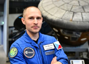 Armádní pilot a člen záložního týmu astronautů Aleš Svoboda v Evropském středisku pro výzkum a technologie vesmíru (ESTEC), které je největším zařízením Evropské kosmické agentury (ESA), 22. dubna 2026, Noordwijk, Nizozemsko.,Image: 1097101158, License: Rights-managed, Restrictions: , Model Release: no , Credit line: ČTK / Šálek Václav