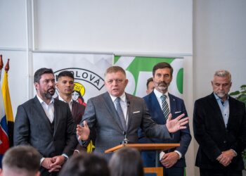 Predstavitelia vládnej koalície zareagovali na vyjadrenia Bruselu o korupcii veľmi bizarne. Ilustračné foto: SITA/Úrad vlády SR