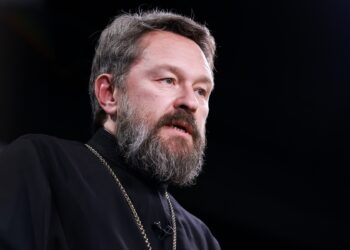 Pravoslavný metropolita Ilarion Alfejev byl v květnu zadržen českou policií poté, co v jeho autě našla drogy. Později odjel do Ruska. Původně měl působit v Brazílii, nakonec však zůstal při ženském klášteře v Moskevské oblasti. FOTO: Profimedia