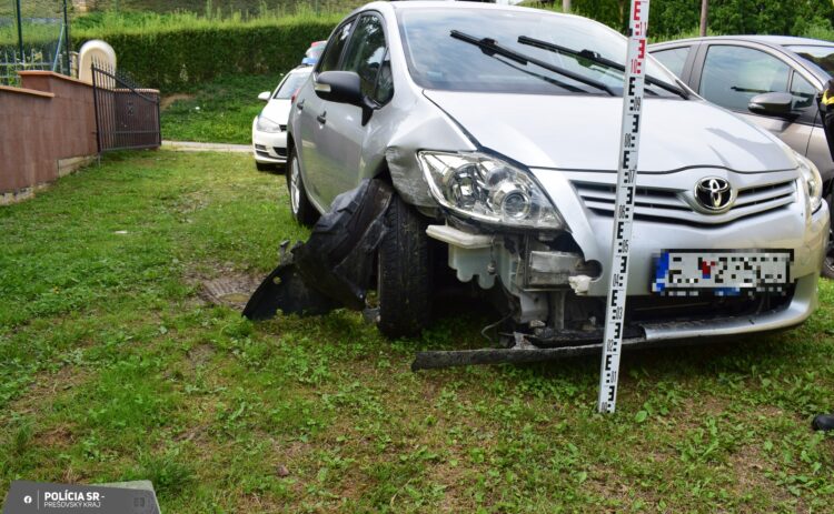 Nepoistené autá spôsobia ročne škody za takmer 10 miliónov eur. Ilustračné foto: SITA/KR PZ Prešov
