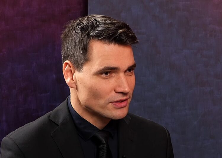 Moderátor České televize Daniel Stach v rozhovoru pro Téma.21 o stávce a zrušení poplatků